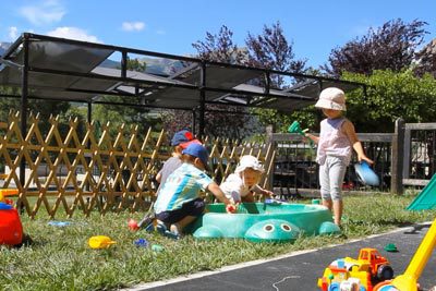 Activité enfant pitchounerie au village Chadenas à Embrun