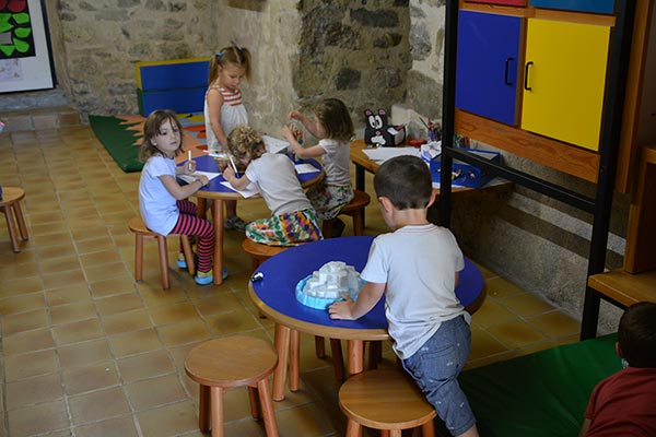 Activité enfant au village vacances LE Chadenas
