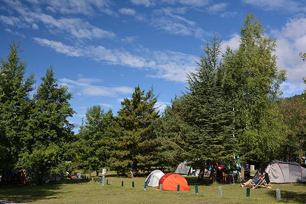 Hébergement en camping au village vacances Le Chadenas