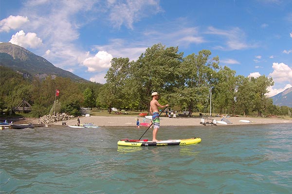 Activité paddle au lac de Serre-Ponçon